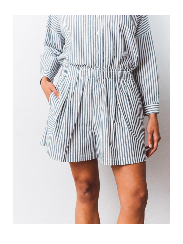 Ruffle Short in Lattice Stripe